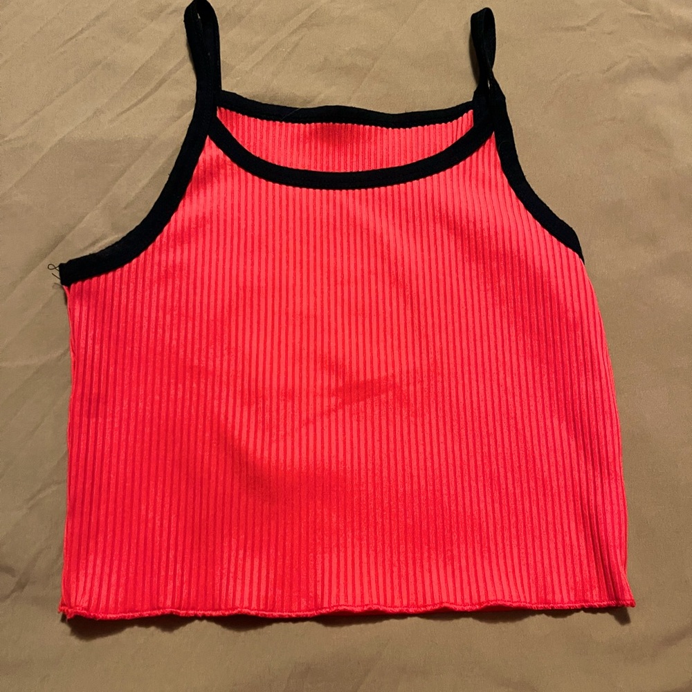 Salmon/pink ribbed cropped tank